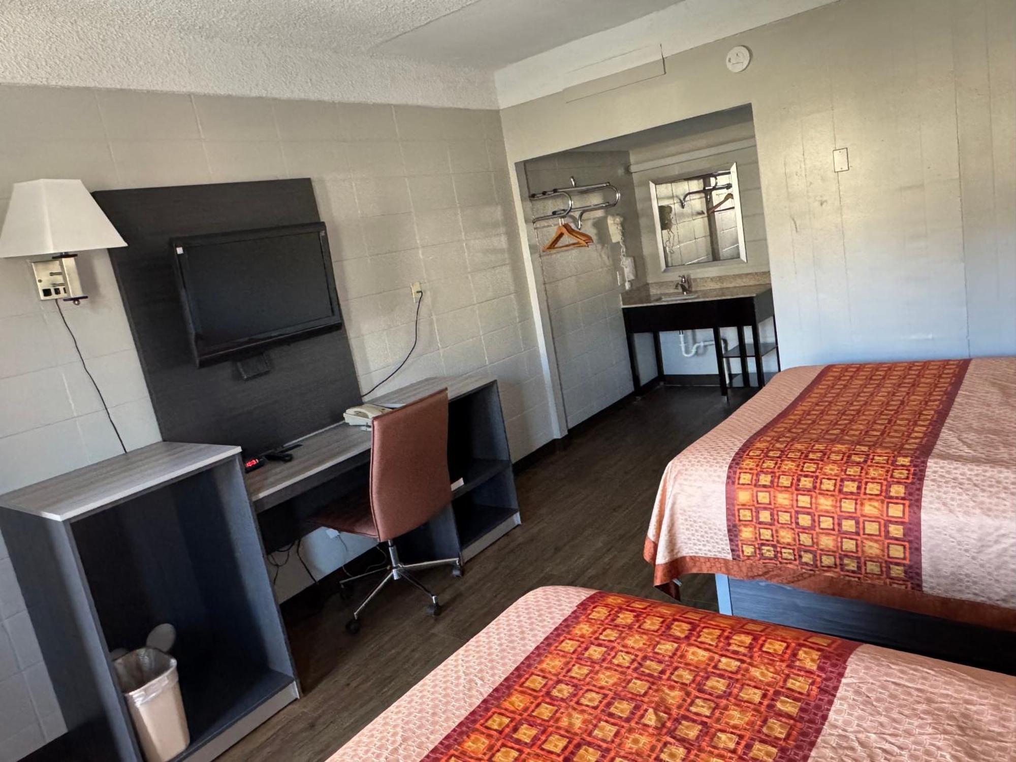 Budget Inn Carthage Dış mekan fotoğraf
